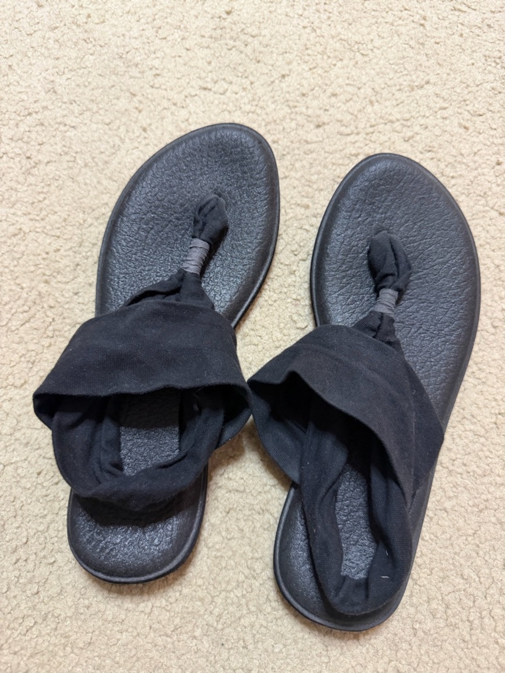 Sanuk Black Fabric Wrap Sandals with Knotted Toe